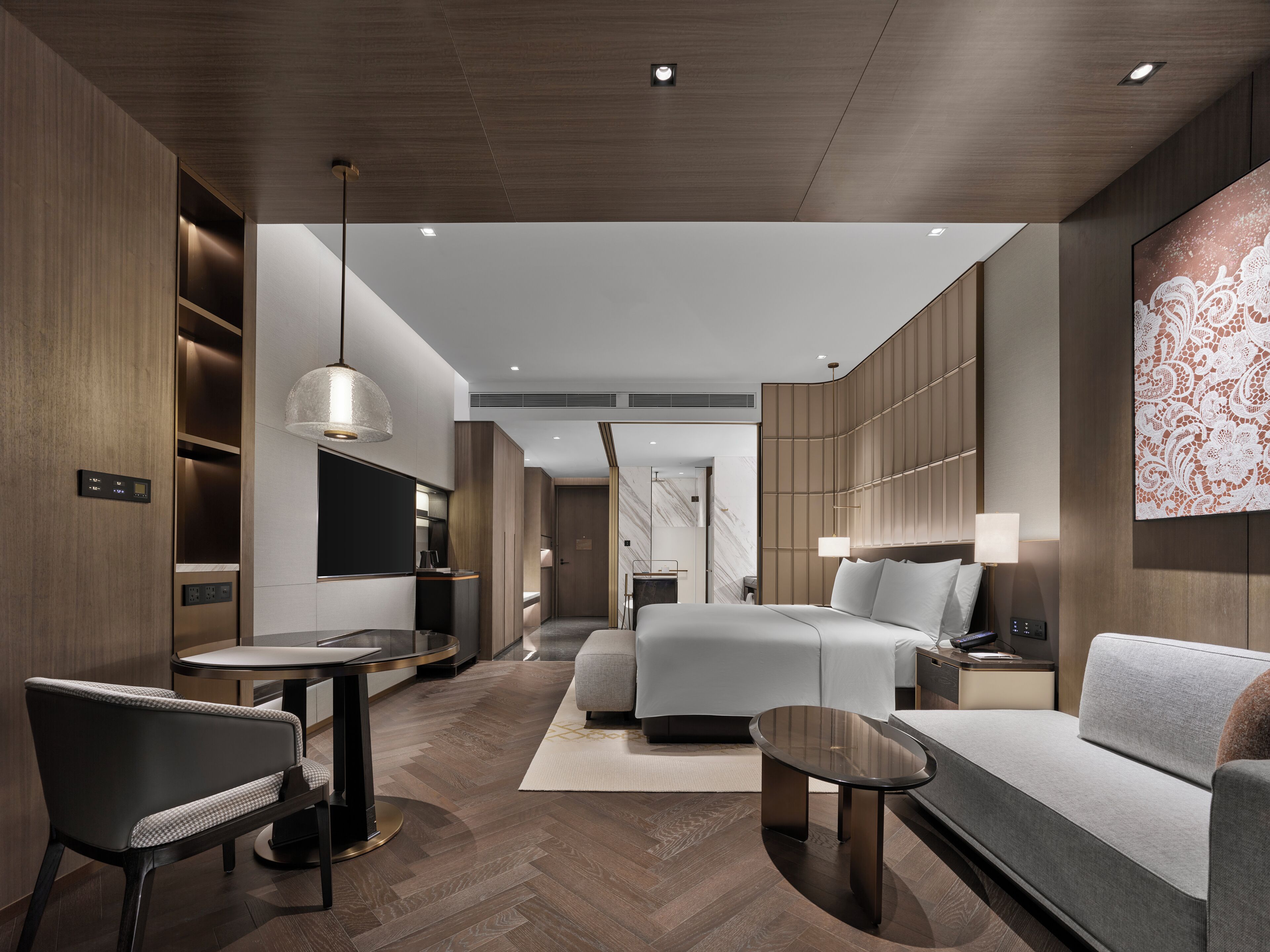 Basic Room, 1 King Bed, Balcony | Premium bedding, down comforters, minibar, in-room safe