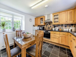 Highchair - East Titchberry Cottage (Hartland)