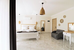 Deluxe Room, Pool View | Minibar, laptop workspace, free WiFi, bed sheets