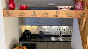 Coffee/tea maker, fridge, oven, dishwasher - Wifi, ski-in/ski-out & foot of the slopes, 2nd floor, view ski slopes, balcony, parking, ski locker (Les Gets)