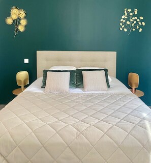 1 غرفة نوم وخزنة داخل الغرفة وتجهيزات عازلة للصوت وواي فاي مجانًا