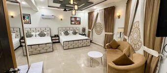 Capital Lodges