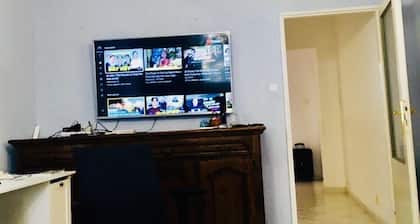 Stunning 2-bed Apartment in Praha 4