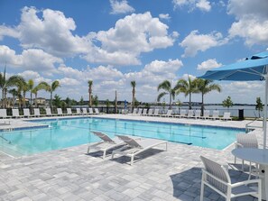 Outdoor pool - Tranquil Vacation Haven in Vibrant Waterside Community (Sarasota)