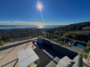 Property grounds - Vallauris Sea View - Villa - 8 people - Swimming pool (Vallauris)