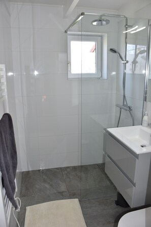 Bathroom - Cozy, standalone vacation home in De Haan (De Haan)
