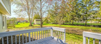 4 bedroom, sleeps 12, close to Grand Park.