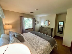 5 bedrooms, iron/ironing board, travel cot, WiFi