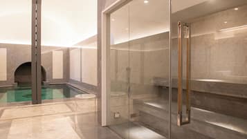 Sauna, ruang uap, pijat jaringan dalam, dan pijat