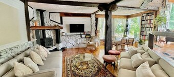 Insta-worthy artist’s retreat with amazing gazebo