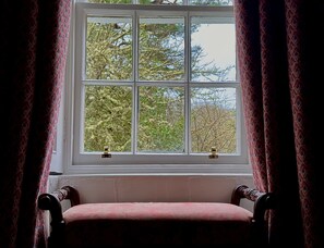 Double Room, Ensuite, Garden View (The Well Red) | Soundproofing - Spean Lodge (Spean Bridge)