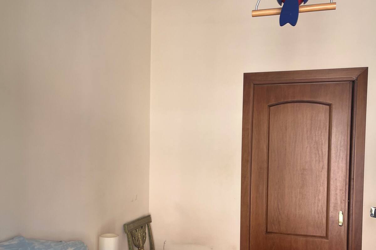 Singola Basic | Una scrivania, postazione laptop, Wi-Fi gratuito