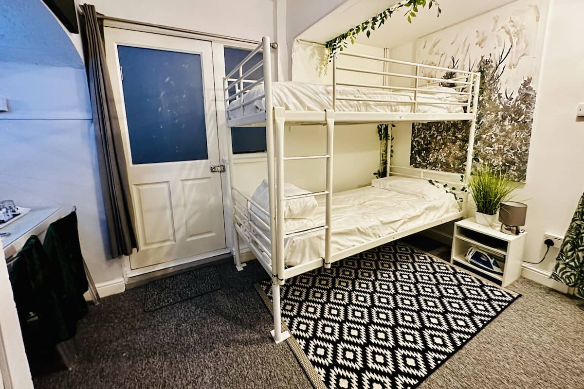 Chambre Double Économique, salle de bains privée
