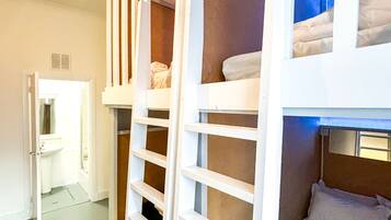 Perhestudio, kylpyhuone makuuhuoneen yhteydessä | Ranta | Ranta lähistöllä