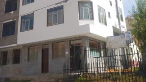واجهة المنشأة