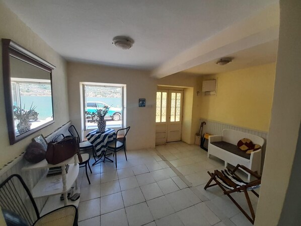 House | Living area - Beach Edge, 4-bed House in Muo Kotor (Kotor)