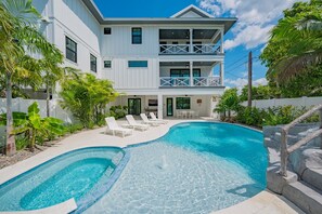 House, Accessible | 5 bedrooms, Internet - Crescent Beach House (Siesta Key)