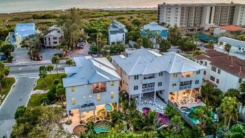 Rumah, akses difabel | 8 kamar tidur