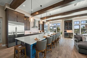 House, Accessible | 5 bedrooms - Sunset Blue in Siesta Key (Siesta Key)