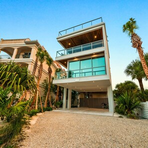 House - Elevated Perspective (Siesta Key)