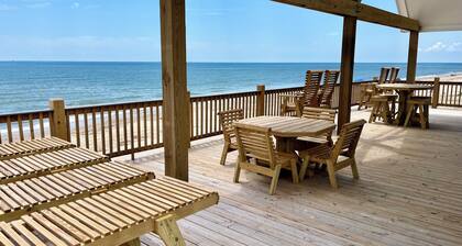 BEACHFRONT-HOTTUB- 5br-4ba, amazing deck, grill & chill, hoops, kids’ loft, pets