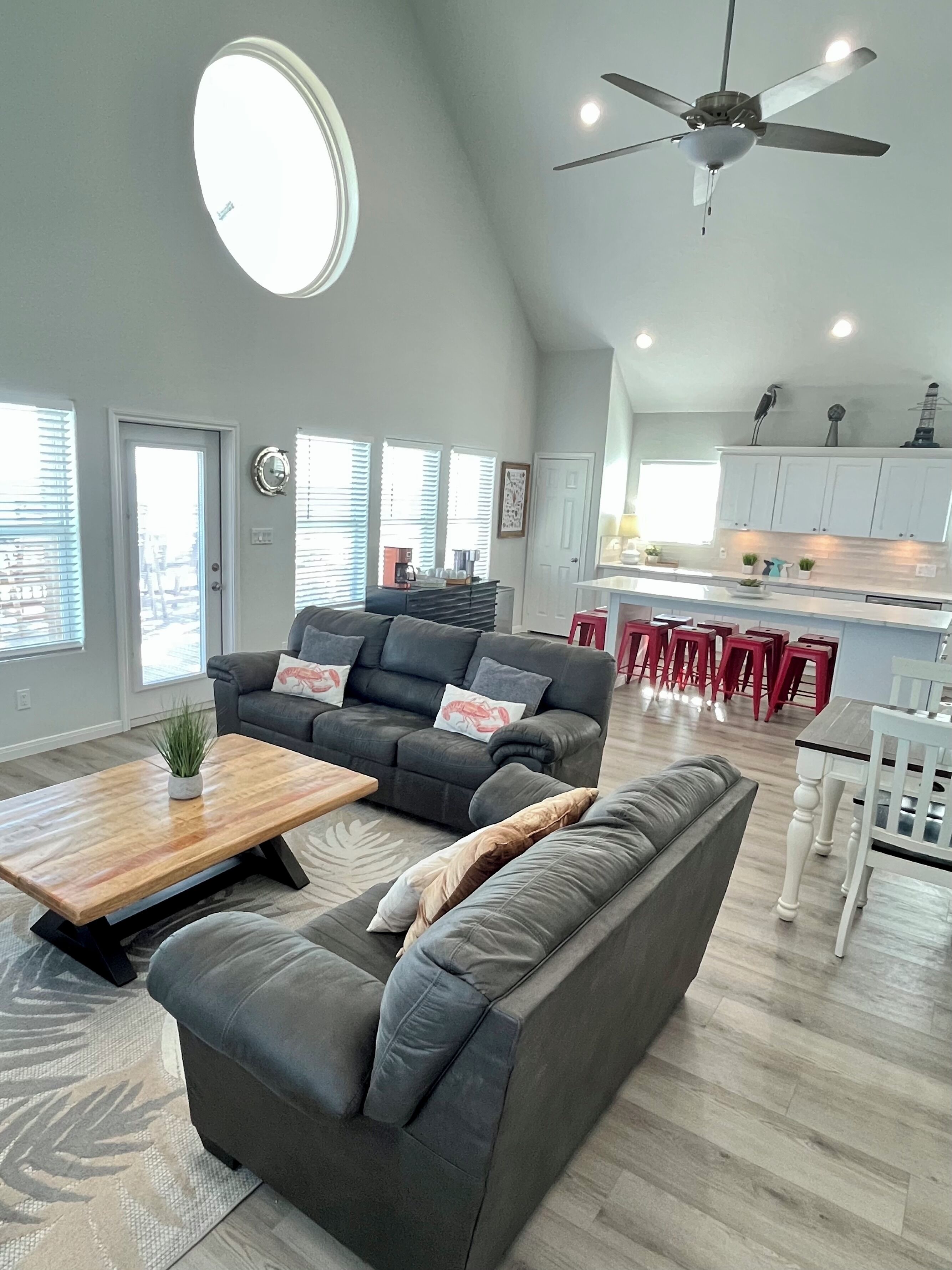 Smart TV, table football