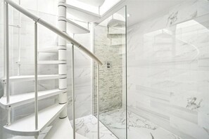 Interior - 4 bedroom home by Buckingham Palace (London)