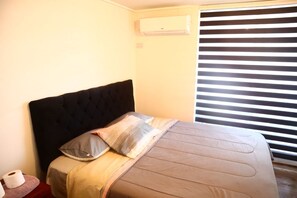 2 chambres, literie de qualité supérieure, rideaux occultants