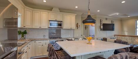 Microwave, oven, dishwasher, toaster