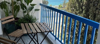 White Arches Sea View Apt No 2