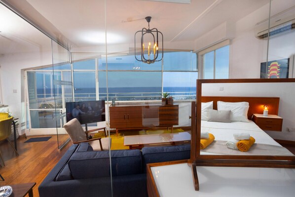 Apartment | 2 bedrooms, soundproofing - 1-80 Collection 601 Penthouse (Limassol)