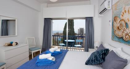 White Arches Sea View Apt No 1