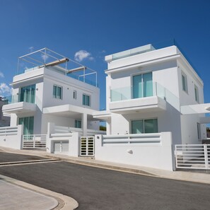 Apartment | 3 bedrooms, soundproofing - Villa Ioli Green Bay (Paralimni)