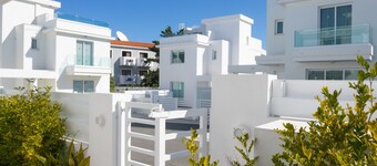 Villa Ioli Green Bay