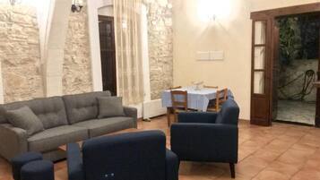 House | 2 bedrooms