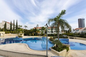 2 bedrooms - Bay View Gardens Apt 3 (Limassol)