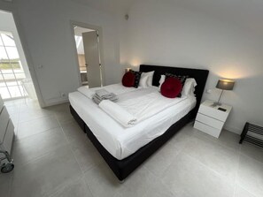 3 Schlafzimmer, Bügeleisen/Bügelbrett, kostenloses WLAN, Bettwäsche