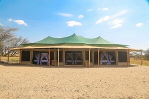 Exterior - Ndoto Serengeti Camps (Bariadi)