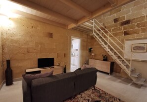 Basic Apartment, 1 Double Bed | Living area - BB dei Pittori (Manduria)