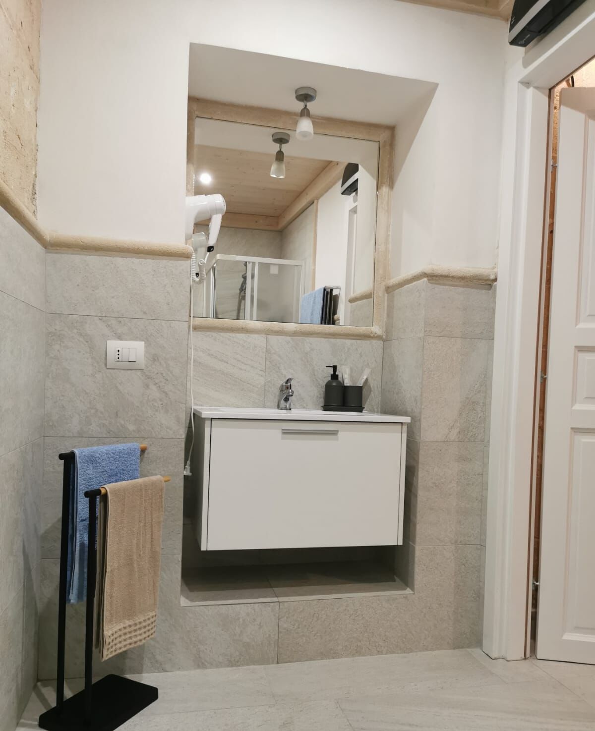 Basic-Apartment, 1 Doppelbett | Badezimmer