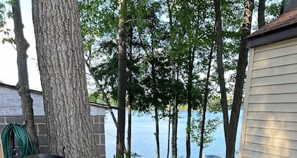 New listing! Cabin with Private Beach on Spider Lake - Free Kayaks & Canoe!