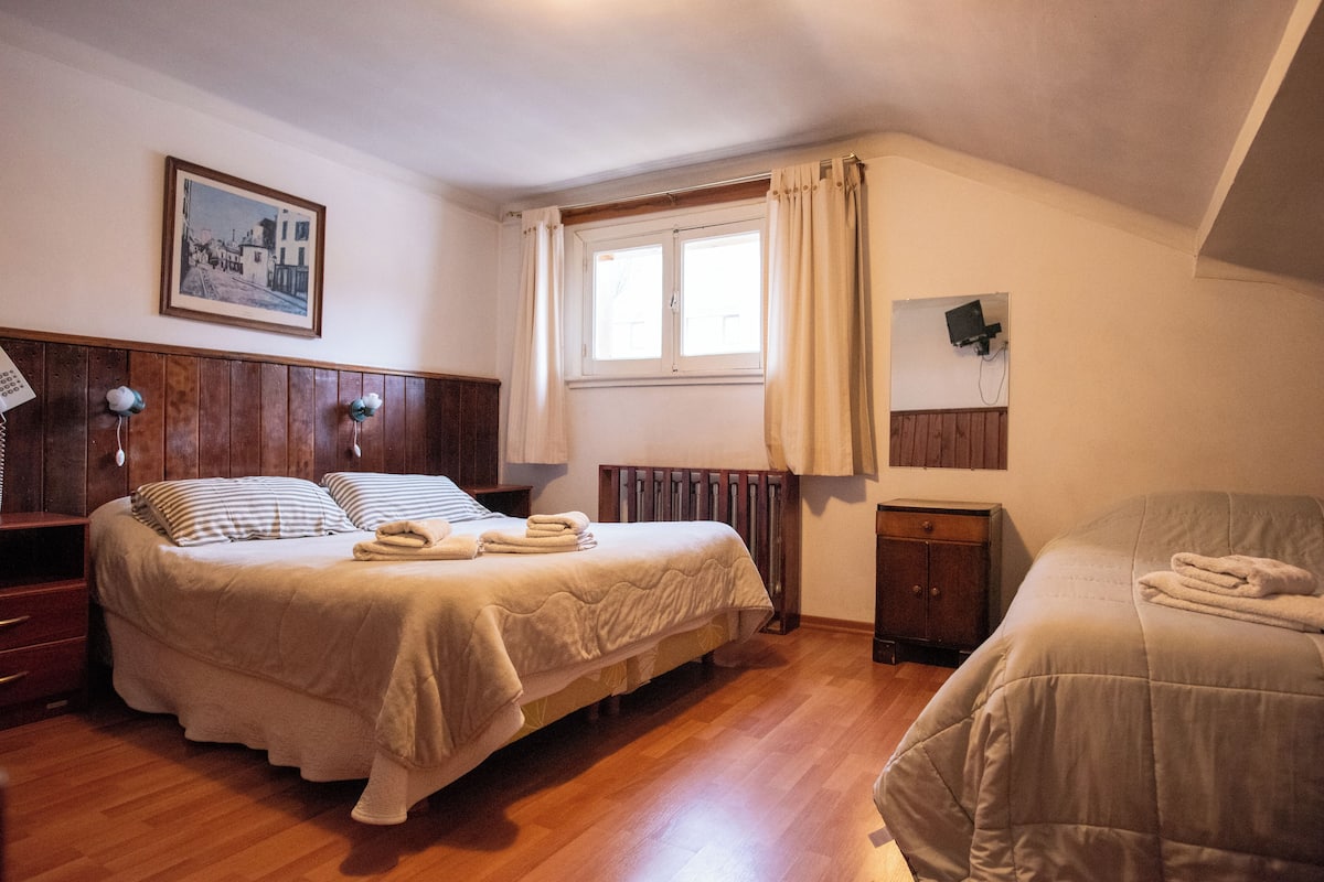 Standard Room | Free WiFi