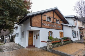 Front of property - Hostería el Ñire (San Carlos de Bariloche)