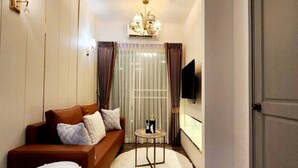 Living area - Meedeedeehome (Bangkok)