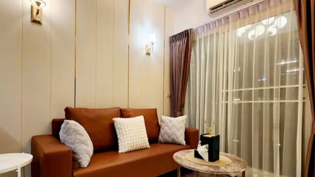 Basic Condo, City View | Living area - Meedeedeehome (Bangkok)