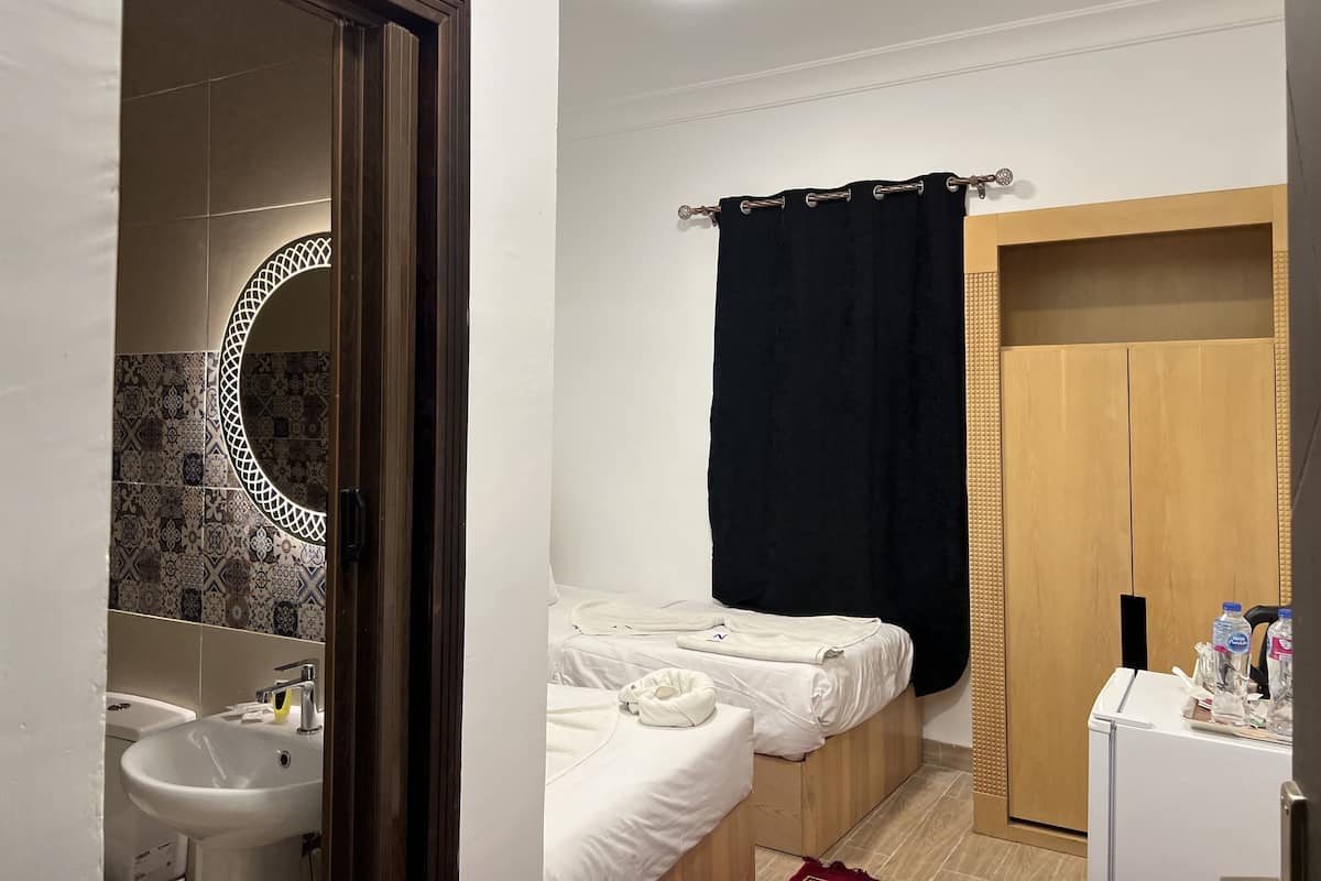 1 bedroom, free minibar, in-room safe, blackout drapes