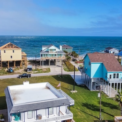 Unforgettable Vacation Getaway in Treasure Island