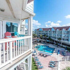 Apartment, Accessible - Octopus Gardens Private Boardwalk to the Beach Great Gulf Views (Galveston)