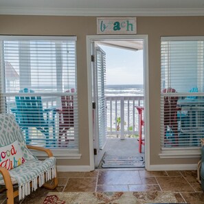 Apartment, Accessible - Steps to Pool and Beach Amazing Views From Two Balconies (Galveston)