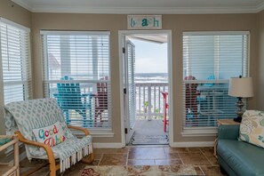 Apartment, Accessible - Steps to Pool and Beach Amazing Views From Two Balconies (Galveston)